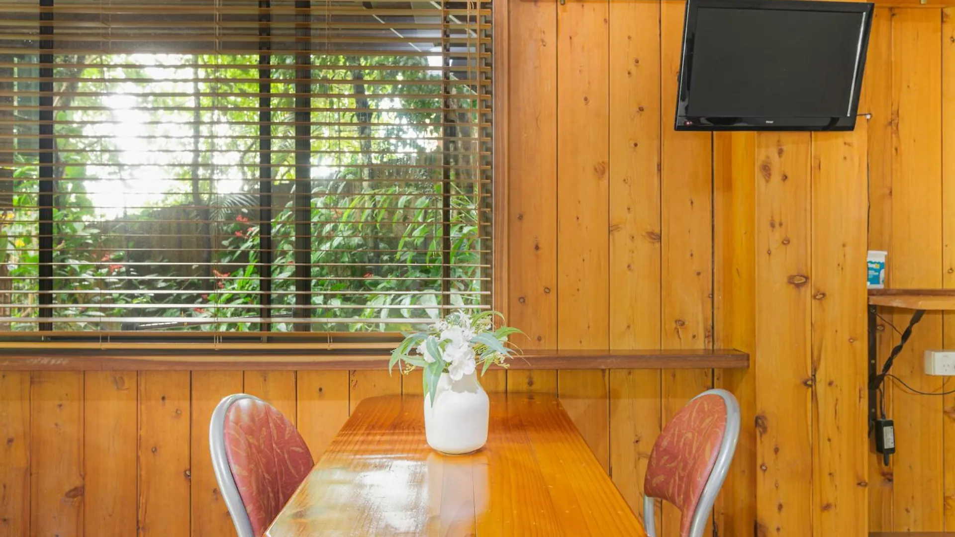 Atherton Blue Gum Bed & Breakfast